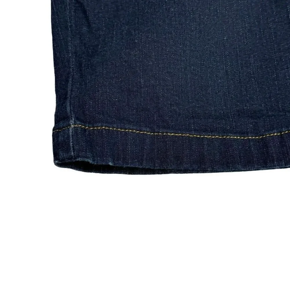 Levi’s dark wash 512 perfectly slimming Bermuda jean shorts size 10 - Picture 12 of 13